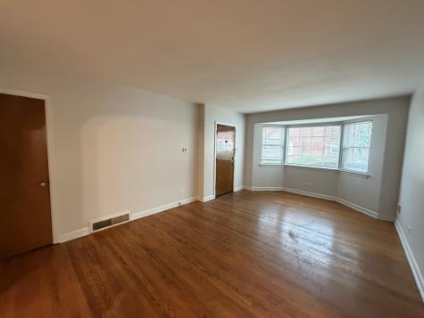 312 East 83rd Street Chicago IL 60619