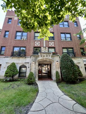 4427 North Seeley Avenue Chicago IL 60625
