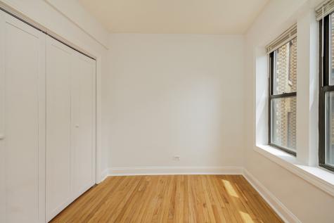 3731 North Kimball Avenue Chicago IL 60618
