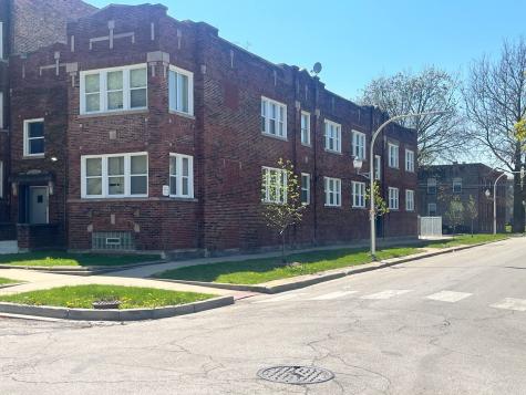 7800 South Burnham Avenue Chicago IL 60649