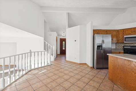 1424 Phoenix Lane Joliet IL 60431