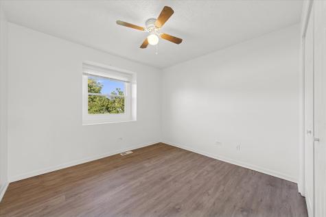 1424 Phoenix Lane Joliet IL 60431