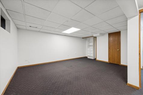 1424 Phoenix Lane Joliet IL 60431