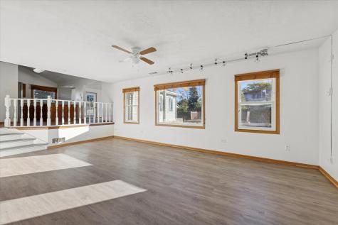 1424 Phoenix Lane Joliet IL 60431