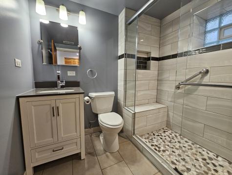 1140 West Barry Avenue Chicago IL 60657