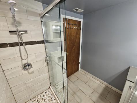 1140 West Barry Avenue Chicago IL 60657
