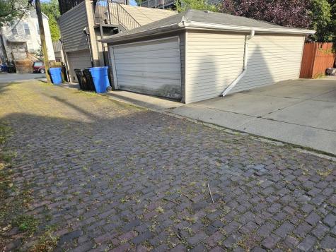 1140 West Barry Avenue Chicago IL 60657