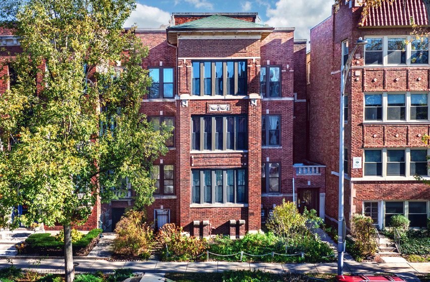 7717 North Sheridan Road Chicago IL 60626