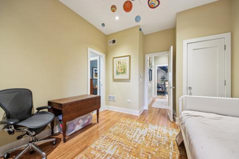 1936 North Hudson Avenue N Chicago IL 60614