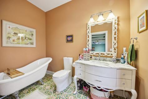 1936 North Hudson Avenue N Chicago IL 60614