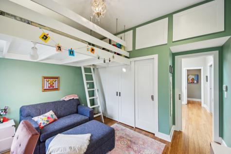 1936 North Hudson Avenue N Chicago IL 60614