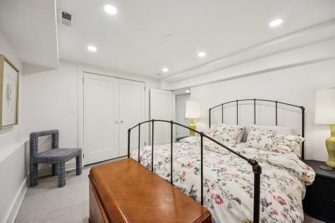 1936 North Hudson Avenue N Chicago IL 60614