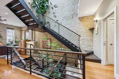 1936 North Hudson Avenue N Chicago IL 60614