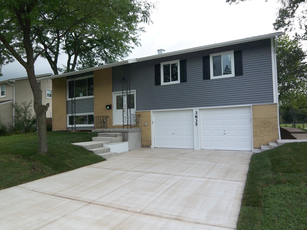 3835 Winston Drive Hoffman Estates IL 60192