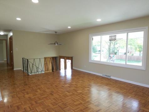 3835 Winston Drive Hoffman Estates IL 60192