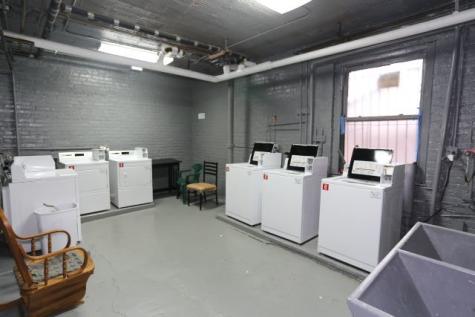 4735 North Beacon Street Chicago IL 60640