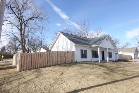 33458 North Evergreen Drive Grayslake IL 60030