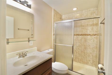 12 Oak Creek Drive Buffalo Grove IL 60089