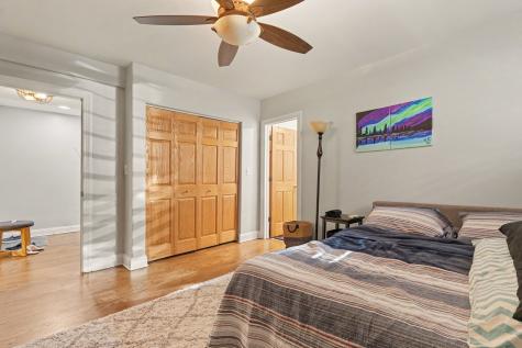 857 West Ainslie Street Chicago IL 60640