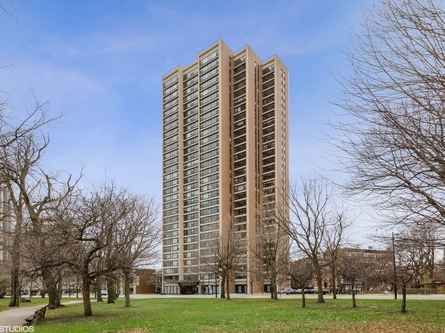 1850 North Clark Street Chicago IL 60614