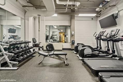 1850 North Clark Street Chicago IL 60614