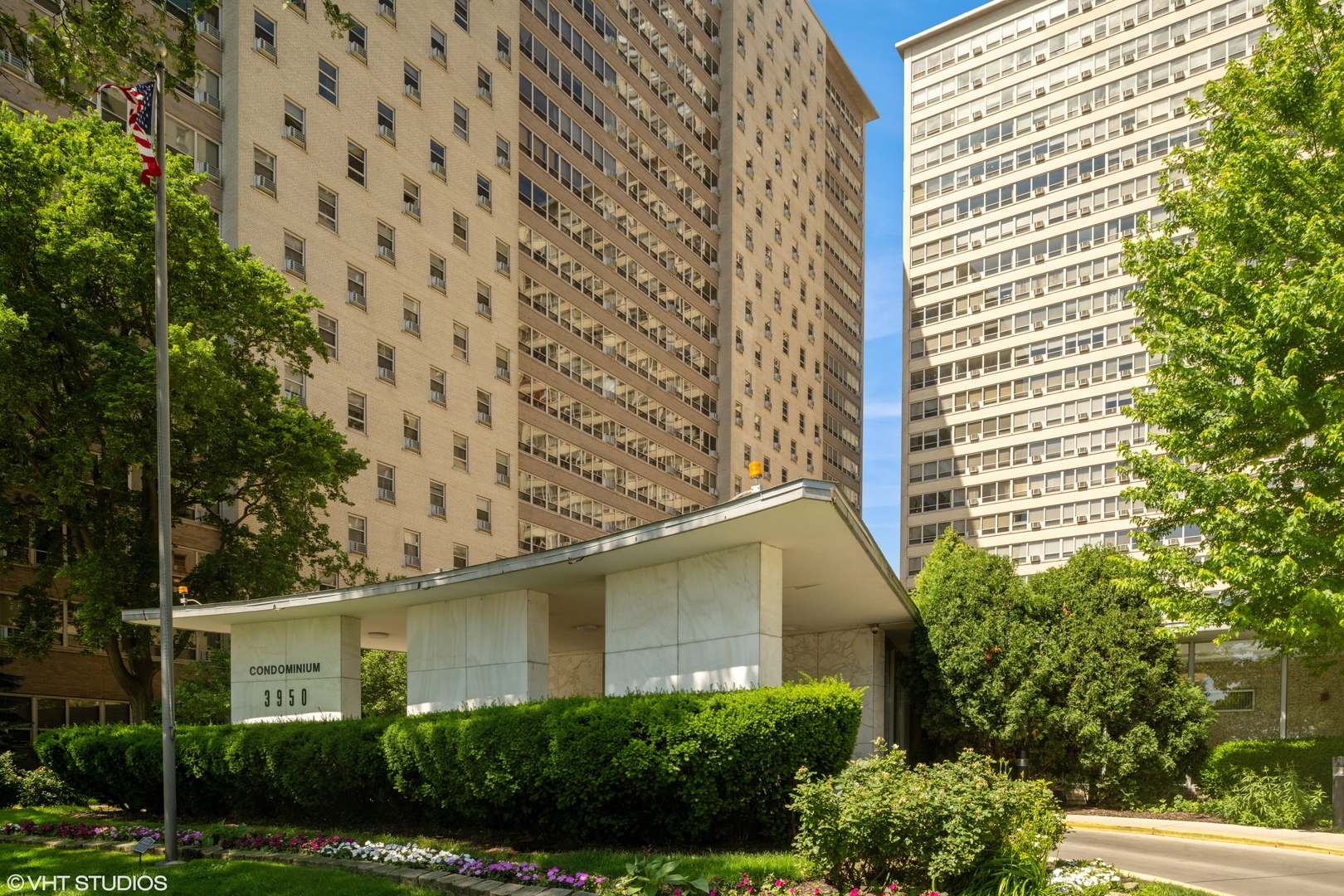 3950 North Lake Shore Drive Chicago IL 60613