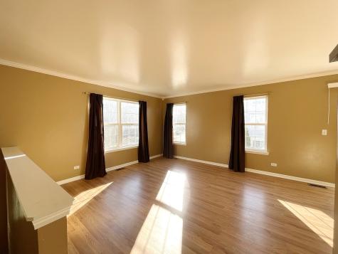 341 Holiday Lane Hainesville IL 60073