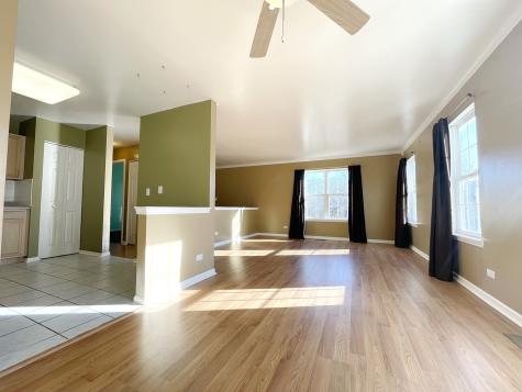 341 Holiday Lane Hainesville IL 60073