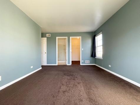 341 Holiday Lane Hainesville IL 60073