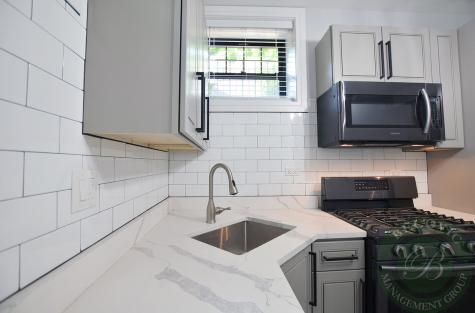 1062 West Glenlake Avenue Chicago IL 60660