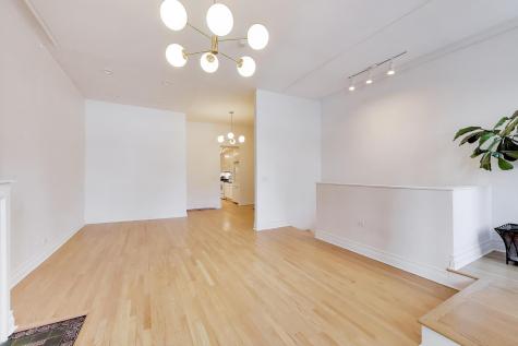 1402 North Lasalle Drive Chicago IL 60610