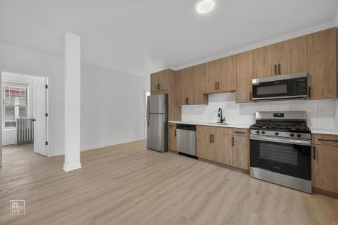 6975 North Bell Avenue Chicago IL 60659