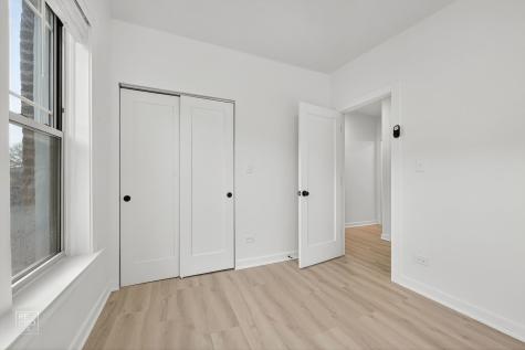 6975 North Bell Avenue Chicago IL 60659