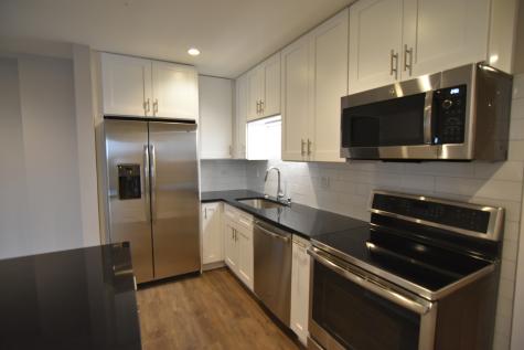 3833 North Broadway Street Chicago IL 60613