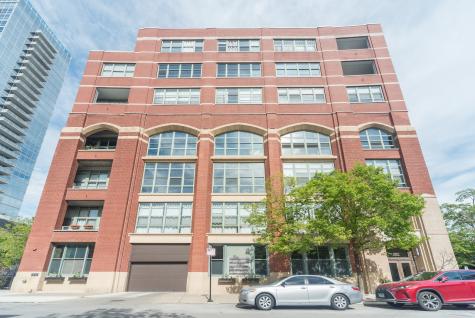 2001 South Calumet Avenue Chicago IL 60616