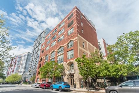 2001 South Calumet Avenue Chicago IL 60616