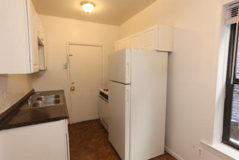 933 West Sunnyside Avenue Chicago IL 60640