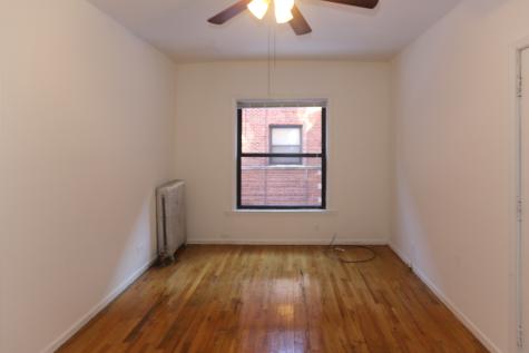 933 West Sunnyside Avenue Chicago IL 60640