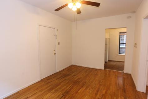 933 West Sunnyside Avenue Chicago IL 60640