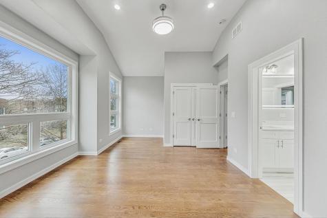 6626 South Ingleside Avenue Chicago IL 60637