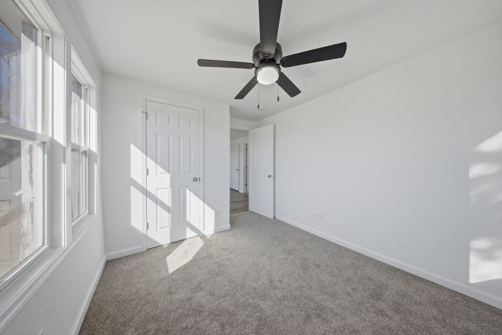 835 Bishop Avenue Aurora IL 60506