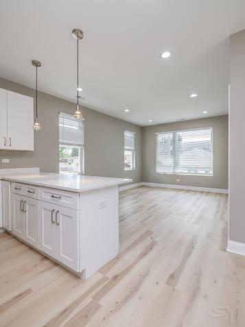 723 North Waller Avenue Chicago IL 60644