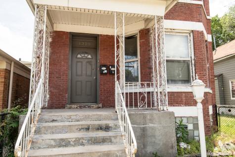 1229 East 71st Street Chicago IL 60619