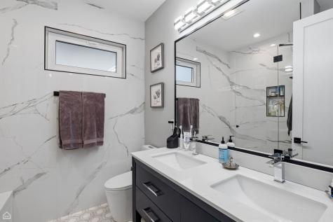 2137 West Ohio Street Chicago IL 60612