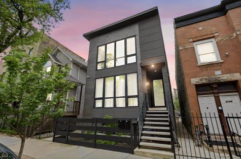2137 West Ohio Street Chicago IL 60612