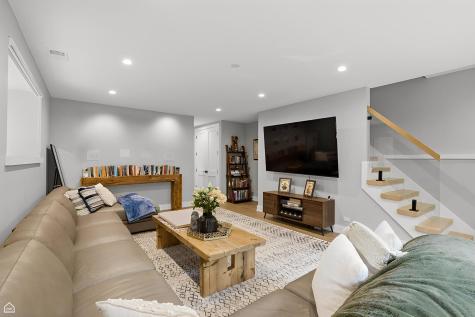 2137 West Ohio Street Chicago IL 60612