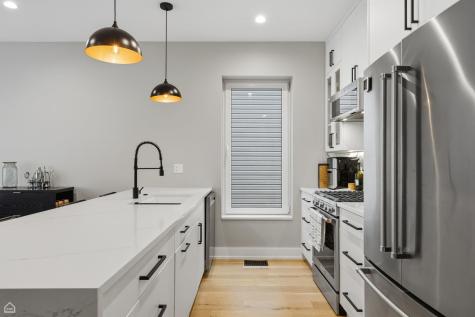2137 West Ohio Street Chicago IL 60612
