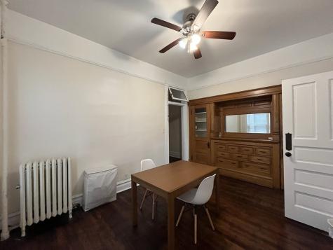 1359 East 57th Street Chicago IL 60637