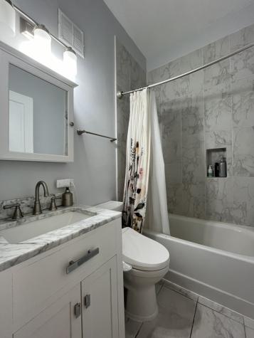 1359 East 57th Street Chicago IL 60637