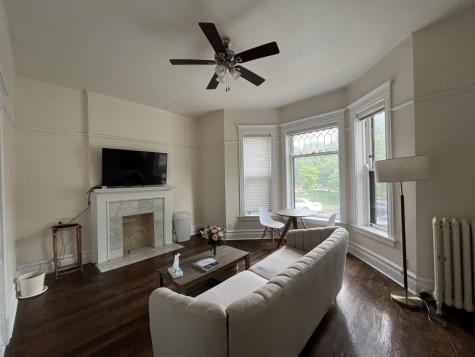 1359 East 57th Street Chicago IL 60637